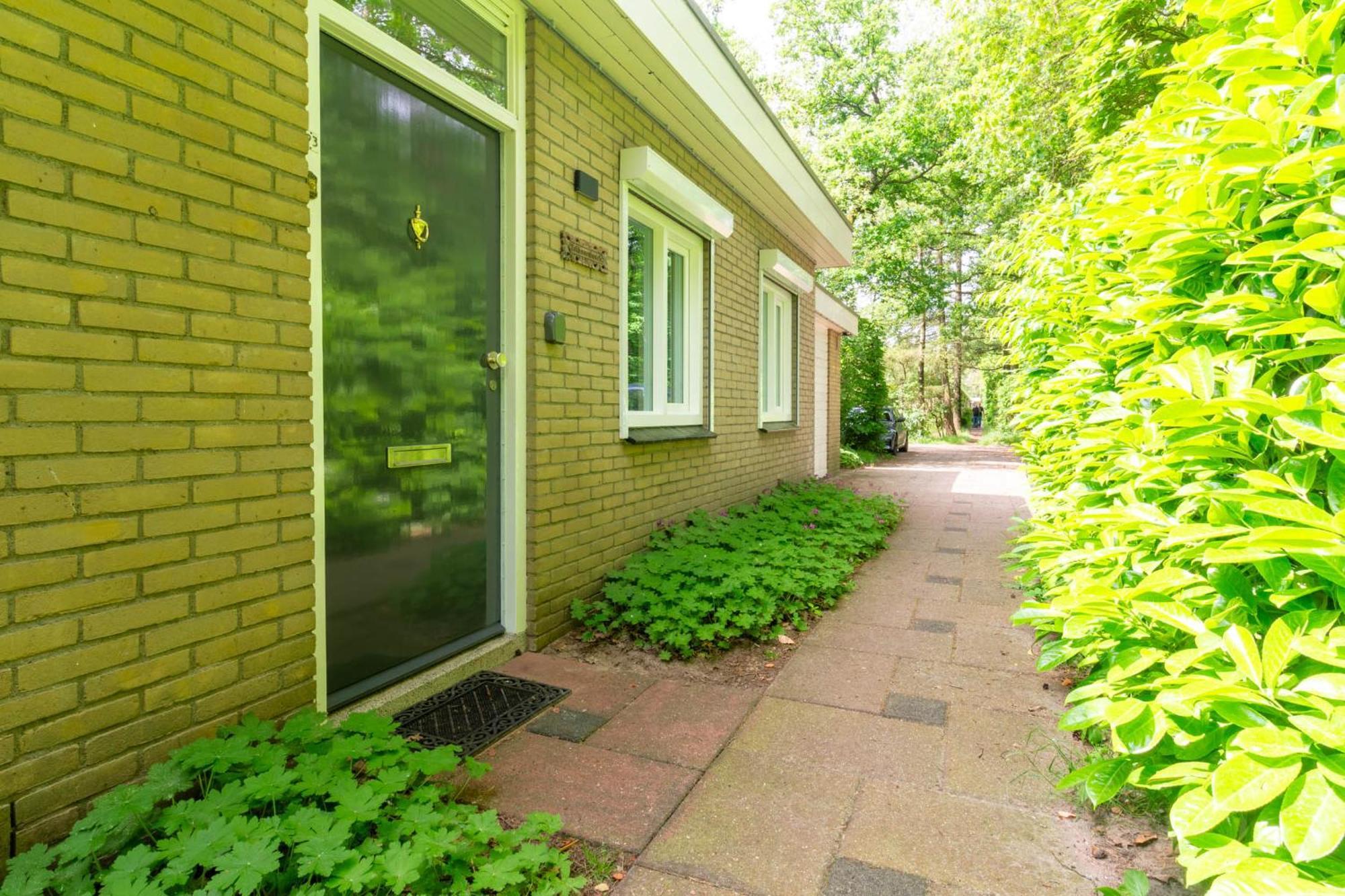 Holiday Home Eekhoornbosch อ็อตเตอร์โล ภายนอก รูปภาพ